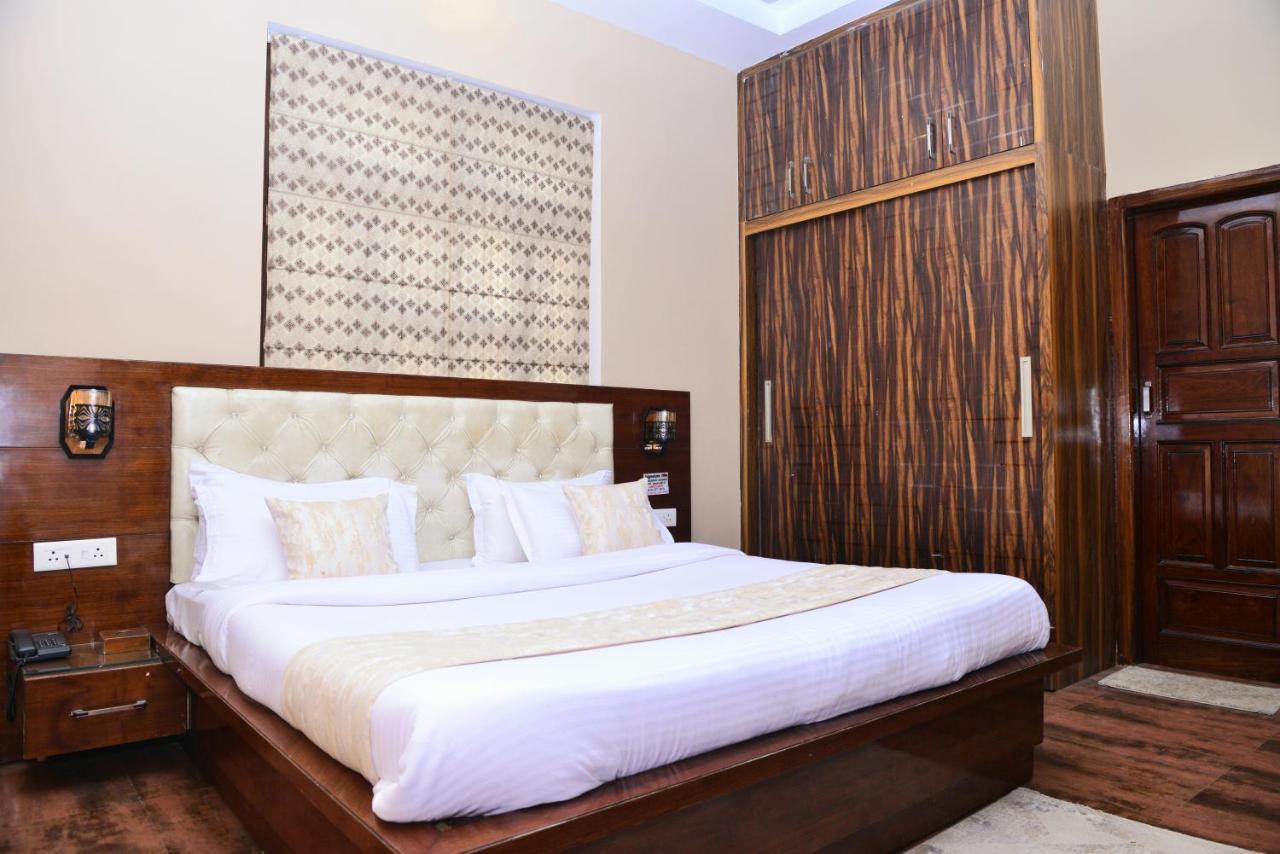 Signature Villa Sonipat Dış mekan fotoğraf