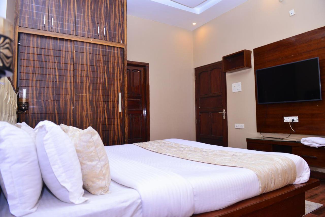 Signature Villa Sonipat Dış mekan fotoğraf